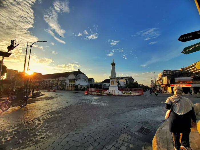 tugu jogja